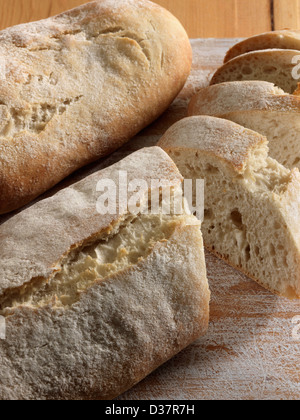 Ciabatta affettata Foto Stock