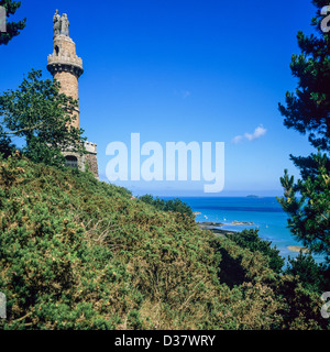 "Kerroc'h' sovrastante torre 'Paimpol' bay Bretagna Francia Foto Stock