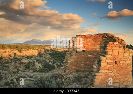 Punto di torre rovina, poco rovina Canyon e dormire montagna Ute sotto la neve, Hovenweep National Monument, USA Utah Foto Stock