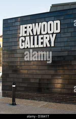 La galleria Jerwood, un moderno museo di arte inglese situato sulla Stade in Hastings Old Town Foto Stock