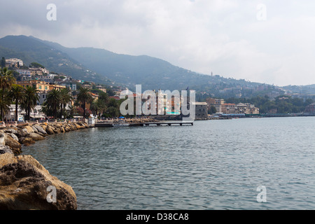 Rapallo- bellissimo porto marittimo in Italia Foto Stock