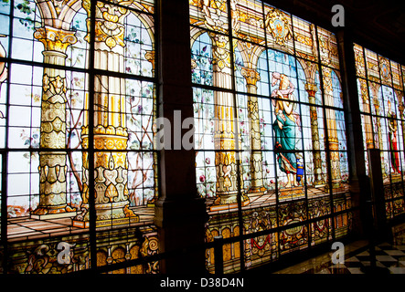Il vetro macchiato Gallery presso il Castello di Chapultepec a Città del Messico DF - Bagno Foto Stock