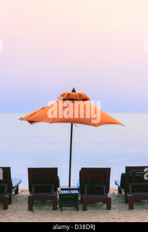 Sunrise nel Golfo di Thailandia vicino a Spiaggia di Hua Hin. Foto Stock