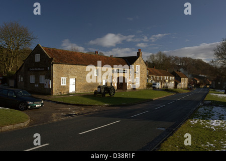 Hutton Le Hole in North Yorkshire - Hutton-le-foro è un piccolo villaggio e parrocchia civile nell'Ryedale distretto di Nord Yor Foto Stock