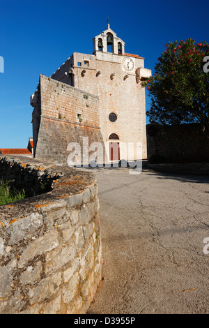 Vecchia chiesa storica in Vrboska città sull isola di Hvar. Foto Stock