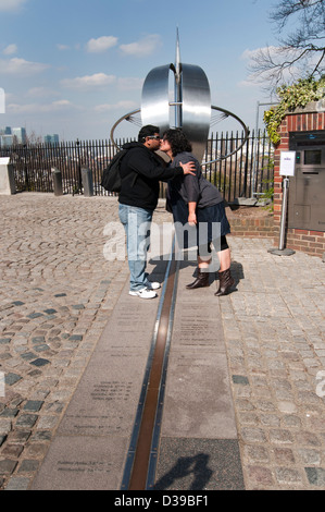 In posa su un meridiano di Greenwich Foto Stock