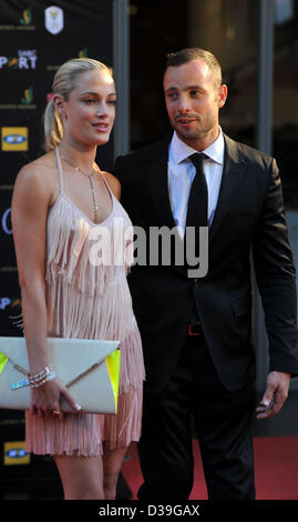 File: pics di Johannesburg, Sud Africa: Oscar Pistorius e Reeva Steenkamp presso la piuma Awards il 4 novembre 2012 a Johannesburg, in Sud Africa. (Foto di Gallo Immagini / City Stampa / Lucky Nxumalo/Alamy Live News) Foto Stock