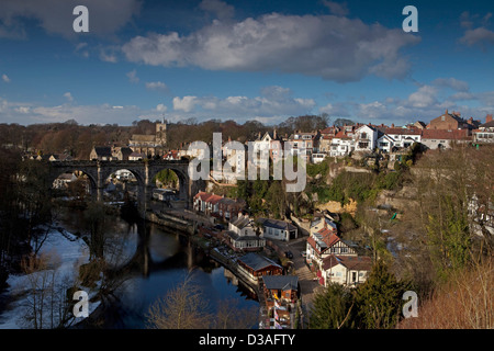 Knaresborough è un'antica e storica città mercato, città termale e parrocchia civile nella Borough di Harrogate, Foto Stock