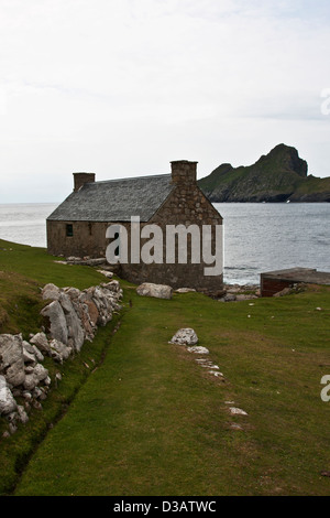 La Scozia, Regno Unito, Gran Bretagna, Ebridi Esterne, Isole occidentali, St Kilda, Hirta, cottage in pietra Foto Stock