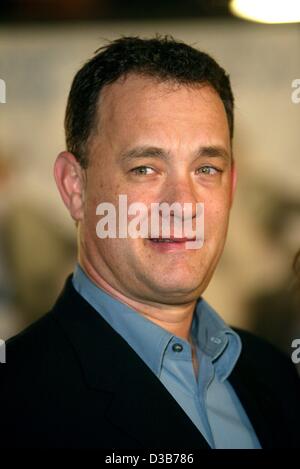 (Dpa) - La stella di Hollywood Tom Hanks, che interpreta il ruolo di Carl Hanratty in 'Catch Me se è possibile', nella foto davanti alla premiere del film a Los Angeles, 16 dicembre 2002. Foto Stock