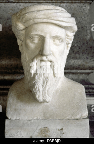 Pitagora di Samo (570 BC-495 BC). Filosofo e matematico greco,. Busto. Copia romana. Musei Capitolini. Roma. L'Italia. Foto Stock