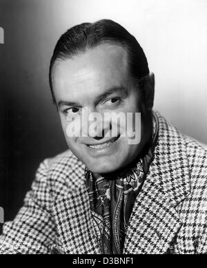 (Dpa file) - Noi comico Bob Hope raffigurato negli Stati Uniti, 1950. Il 29 maggio 2003 egli celebrerà il suo centesimo compleanno. Egli era nato Leslie Townes Hope il 29 maggio 1903 a Eltham vicino a Londra e emigrò con i suoi genitori negli Stati Uniti nel 1907. Dopo alcuni anni sul palco come ballerina e comico, Foto Stock