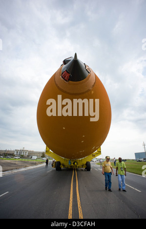 ET-122 rollout di includersi (NASA, 9/20/10) Foto Stock