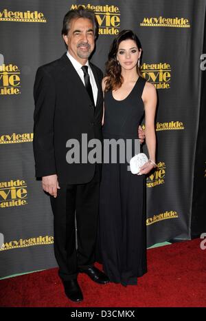 Joe Mantegna, Gia Mantegna presso gli arrivi per la ventunesima edizione del cinema Awards, Universal Hilton and Towers di sala da ballo, Los Angeles, CA Febbraio 15, 2013. Foto di: Dee Cercone/Everett Collection Foto Stock