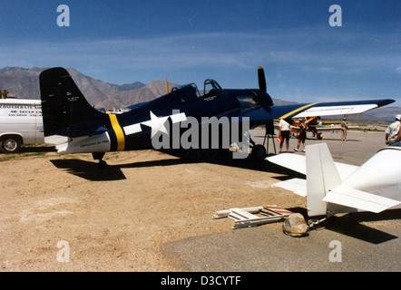 General Motors FM-2, 86819, N5833, Borrego Springs, 6Apr91 Foto Stock