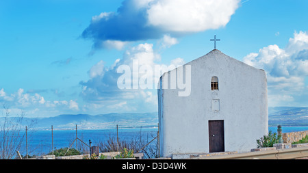 Una piccola chiesa nel litorale di Balai, Sardegna Foto Stock