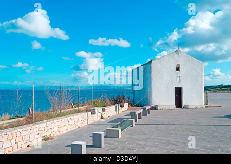 Una piccola chiesa nel litorale di Balai, Sardegna Foto Stock