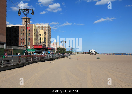 La spiaggia di Brighton, poco Russia, Boardwalk, Brooklyn, New York City, Stati Uniti d'America Foto Stock