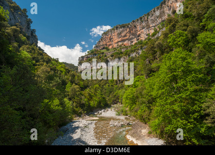 Il Anisclo Canyon, un Limestone Gorge nel Parco Nazionale di Ordesa y Monte Perdido, Huesca, Aragona, Spagna Foto Stock