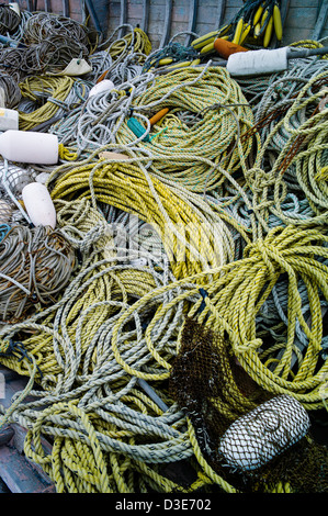 Un virtuale museo all'aperto di pesca e barca marcia adornano la proprietà di un valore su Homer Spit, Omero, Alaska, STATI UNITI D'AMERICA Foto Stock