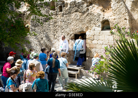 Il Garden Tomb (noto anche come Gordon's Calvario), che si trova a Gerusalemme, fuori dalle mura della città e vicino alla porta di Damasco. Foto Stock