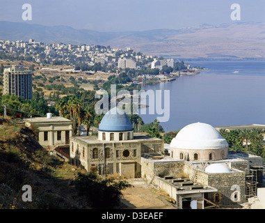 Vista della città e del Mare di Galilea, Tiberias Mare di Galilea, Distretto Settentrionale, Israele Foto Stock