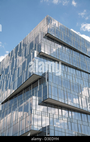 Canale 9 edificio costruito allo scopo, fritta speciale pattern, high-tech facility a 717 Bourke Street Melbourne Victoria Australia. Foto Stock