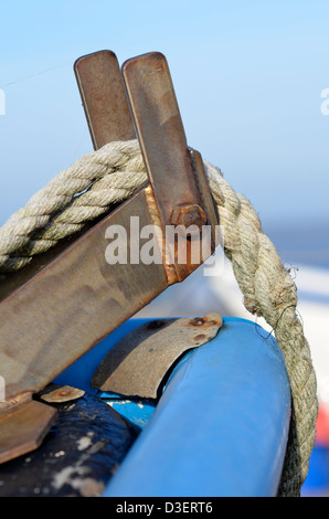 Barca da pesca rullo di prua Foto Stock