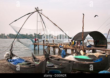 Cinese di reti da pesca Kochi Cochin Kerala IndiaKochi Cochin India Kerala Foto Stock