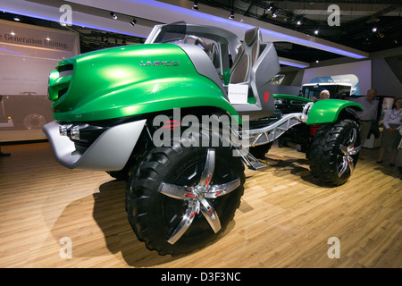 Nuova Mercedes Benz Unimog auto presso la IAA International Motor Show per i veicoli commerciali 2012. Hannover, Germania Foto Stock