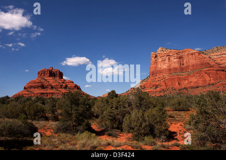 Bell Rock e Courthouse Butte in Sedona, AZ Foto Stock