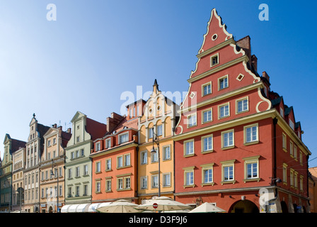 Wroclaw (Breslavia), Polonia, facciate storiche sul lato ovest di Plac Solni Foto Stock