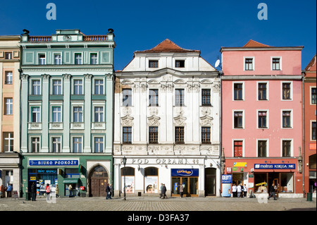 Swidnica, Polonia, case sulla piazza del mercato Foto Stock