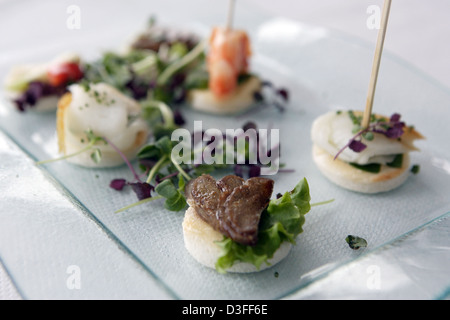 Berlino, Germania, crostini su una piastra Foto Stock