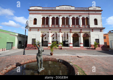 Camaguey, Cuba - città vecchia elencati sulla lista del Patrimonio Mondiale dell'UNESCO. Teatro Principal - il teatro. Foto Stock