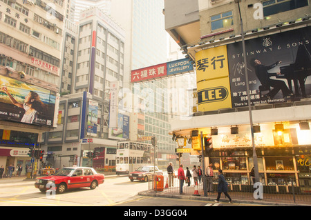 Wanchai street scene in Hong Kong, parte della Cina. Foto Stock