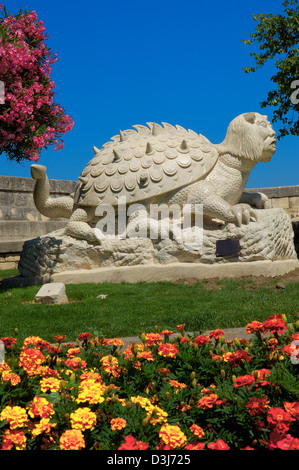 La "Tarasque", mostro medievale. Tarascon. Bouches-du-Rhône. Provenza. La Francia. Foto Stock