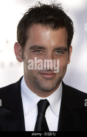 (Dpa) - attore britannico Clive Owen assiste l'amfAR Party 'Cinema contro AIDS 2005" presso Le Moulin de Mougins durante la 58th International Cannes Film Festival in Mougins, Francia, 19 maggio 2005. Foto Stock