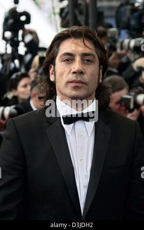 (Dpa) - attore spagnolo Javier Bardem assiste 58th International Film Festival di Cannes, Francia, 11 maggio 2005. Bardem è un membro di questo anno la giuria di pellicola. Foto Stock