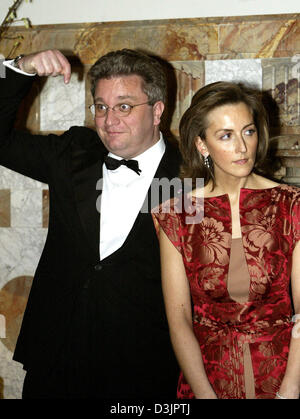 (Dpa) - Principessa Claire e il Principe Laurent del Belgio nella foto prima di una cena per il presidente Greco presso il castello reale di Laeken vicino a Bruxelles, Belgio, 1 febbraio 2005. Foto Stock