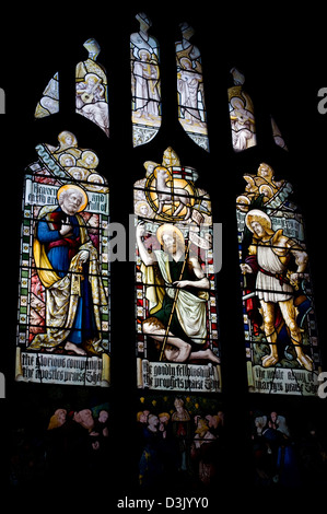 Vetrata,cartmell priory,Cumbria, Regno Unito Foto Stock