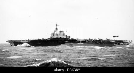 Royal Navy warship WW11 Foto Stock