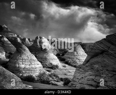 Hoodos con nuvole. Deserto Vermillion-Cliffs, Arizona/Utah C00233DL-3 Foto Stock