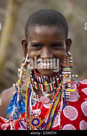 Donna Maasai, tutela di Selenkay, Kenya Foto Stock