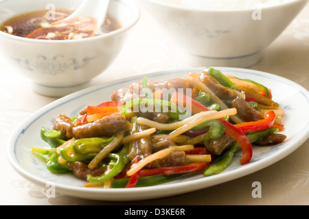 Stile cinese in padella la carne e le verdure Foto Stock