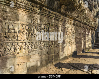 Bassorilievi. Il Bayon. Angkor Thom. Siem Reap. Cambogia. Foto Stock