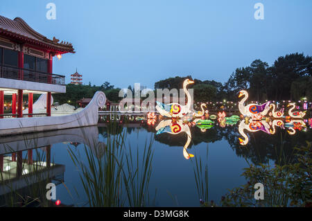 Riflessioni in Giardino Cinese, Singapore Foto Stock