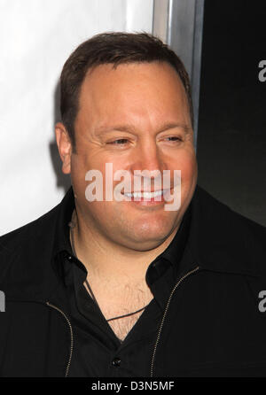 Ottobre 10, 2012 - New York, NY, STATI UNITI - Kevin James a New York Premiere per 'qui arriva il boom' (credito Immagine: © Dan Herrick/ZUMAPRESS.com) Foto Stock