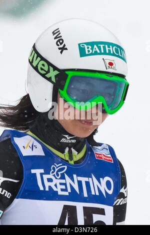 Sara Takanashi (JPN), 21 febbraio 2013 - Salto con gli sci : FIS Nordic Ski World Championships 2013 donne formazione ufficiale a Predazzo Ski Jumping Stadium, Val di Fiemme, Italia. (Foto di Enrico Calderoni/AFLO SPORT) Foto Stock