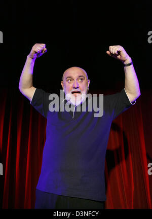 Alexei Sayle al Soho Theatre di Londra W1 nel 2013 Foto Stock